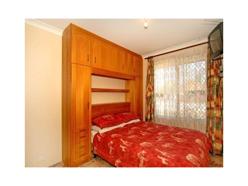 26 Streatham Street, Beckenham WA 6107