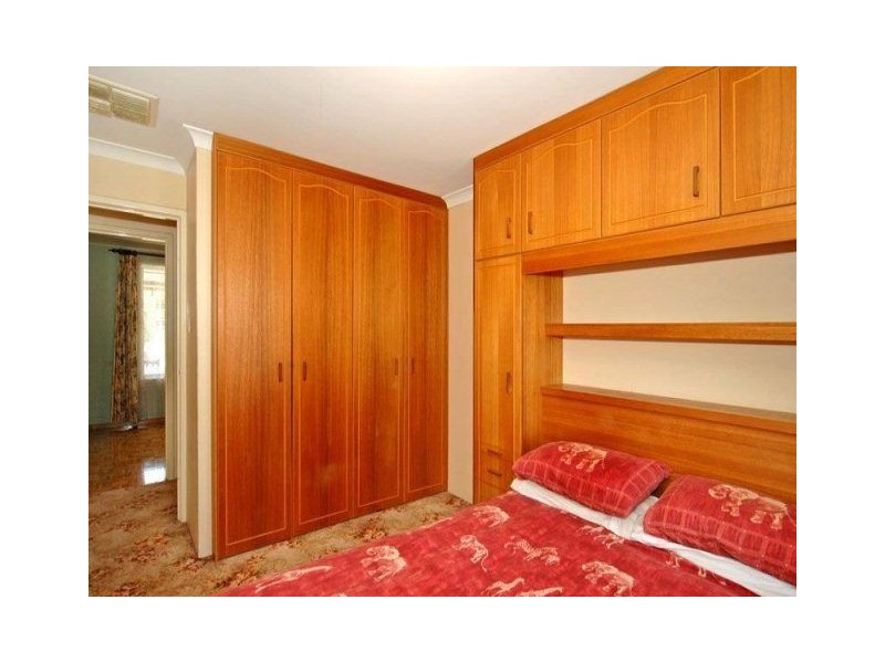 26 Streatham Street, Beckenham WA 6107