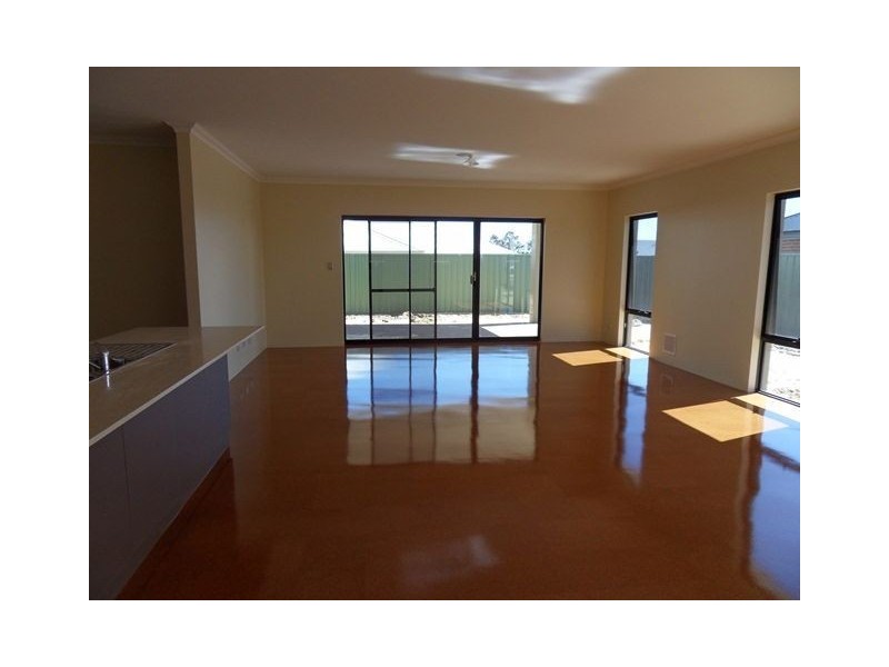 36 Drummond Street, Helena Valley WA 6056