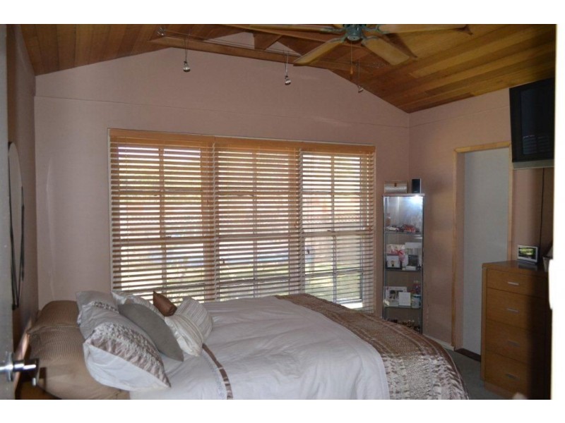 1 Rayne Street, Maddington WA 6109