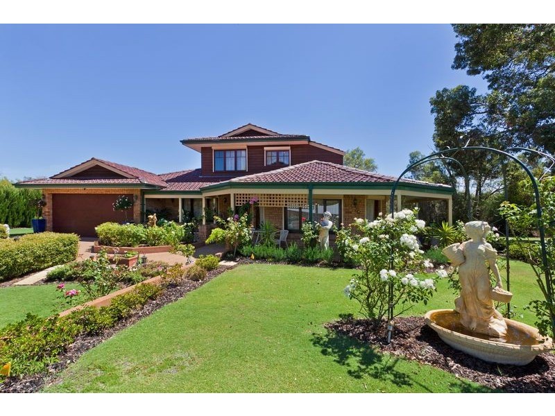 6 Surflin Court, Casuarina WA 6167