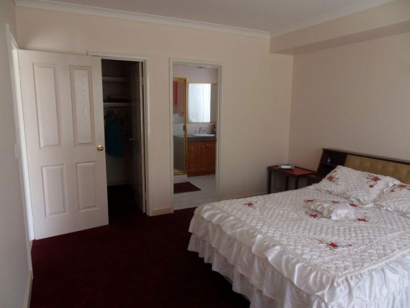 227 Warton Road, Thornlie WA 6108