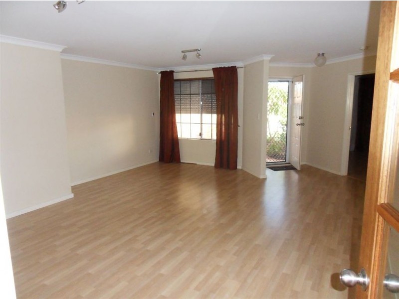 227 Amherst Road, Canning Vale WA 6155