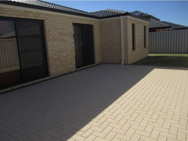 40 Carlton Loop, Canning Vale WA 6155