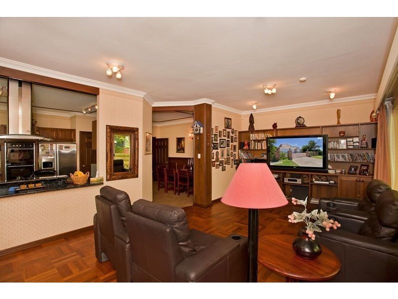 9 Jasmine Loop, Willetton WA 6155