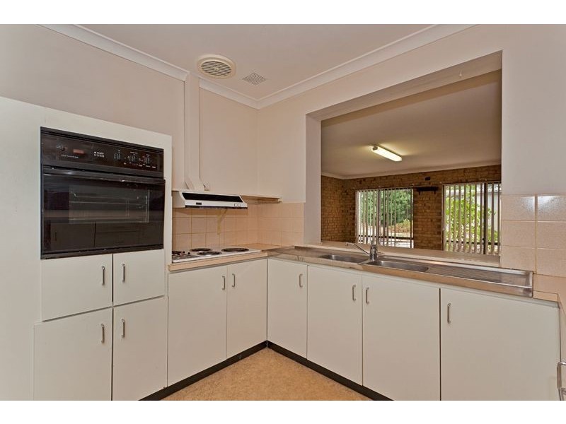 16 Juniper Way, Willetton WA 6155