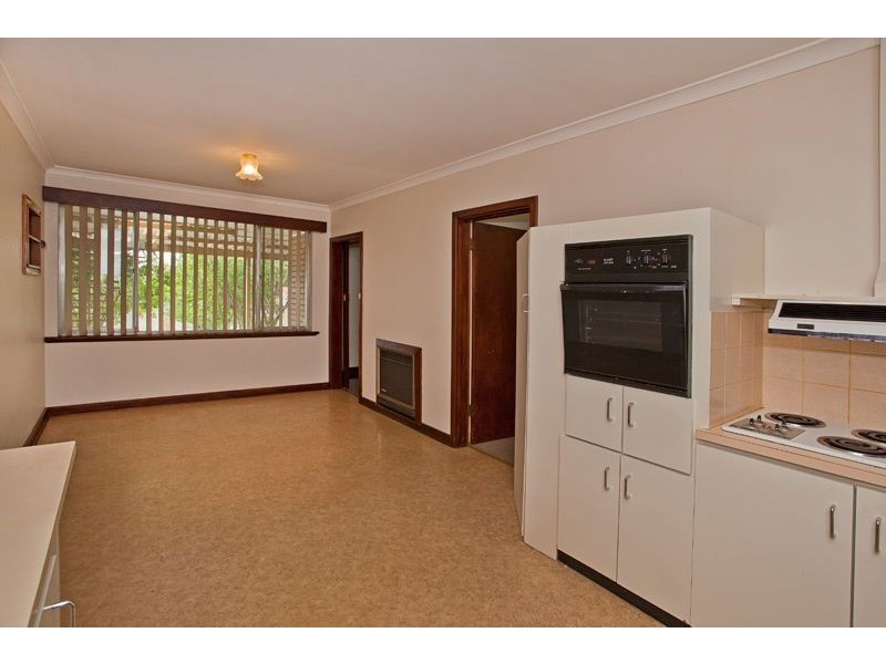 16 Juniper Way, Willetton WA 6155