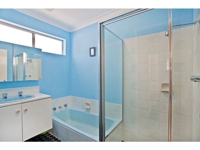 13 Nardoo Way, Maddington WA 6109