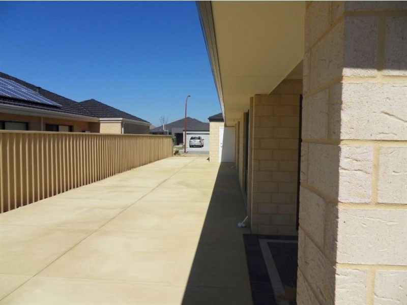 16 Daleford Way, Southern River WA 6110