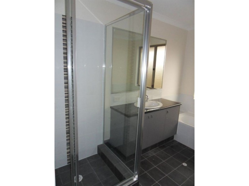 10 Budd Way, Bertram WA 6167