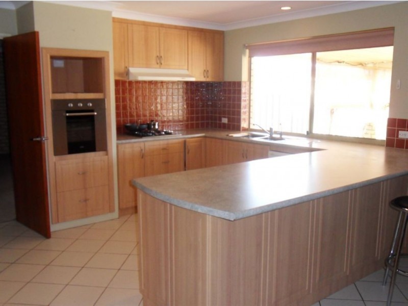 85 Harpenden Street, Huntingdale WA 6110