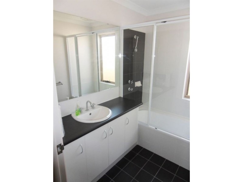 64B Amherst Road, Canning Vale WA 6155