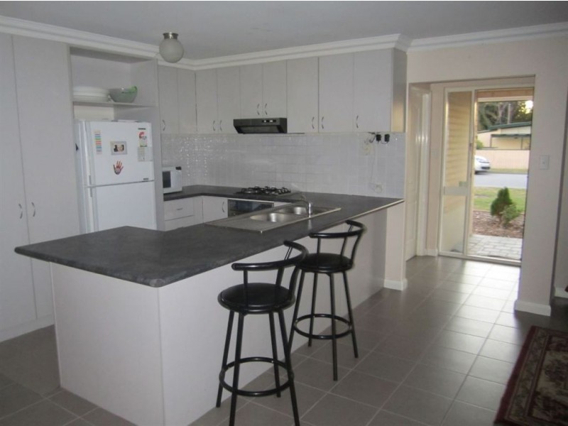 39 Dulwich Street, Beckenham WA 6107