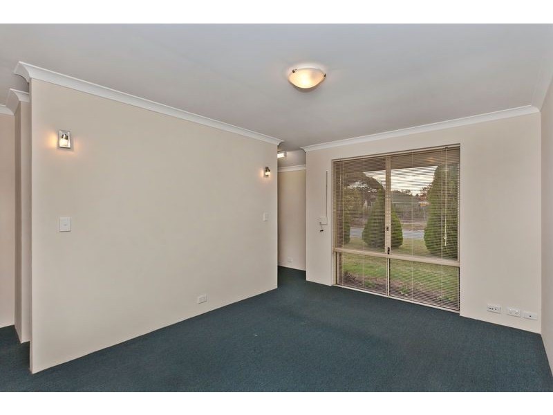 12 McLean Road, Canning Vale WA 6155