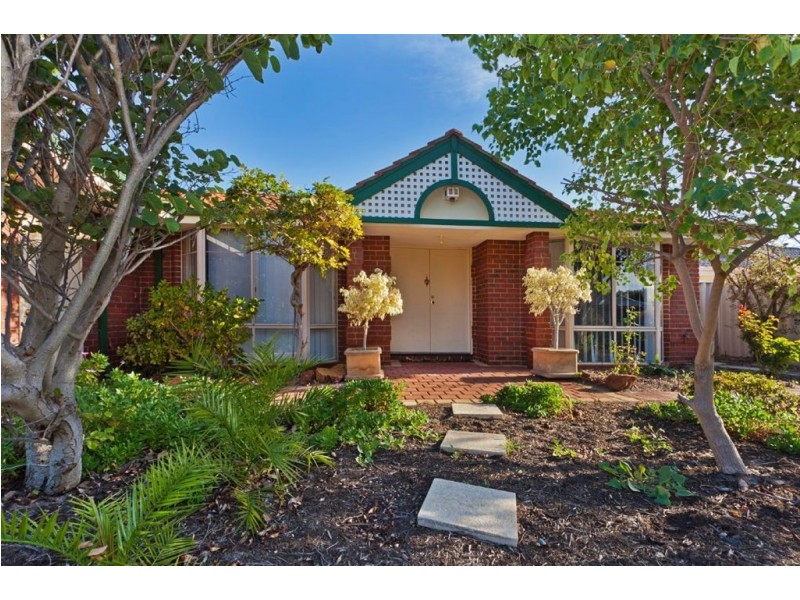 422 Moonlight Court, Huntingdale WA 6110