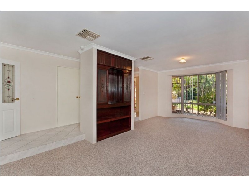 422 Moonlight Court, Huntingdale WA 6110