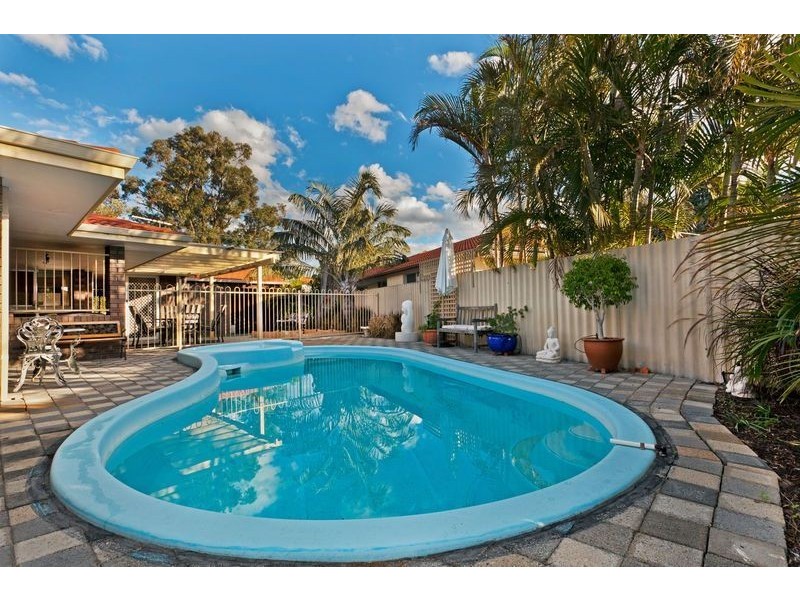 14 McLeish Place, Thornlie WA 6108