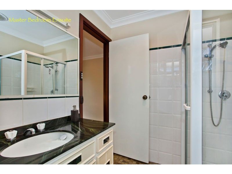 14 McLeish Place, Thornlie WA 6108