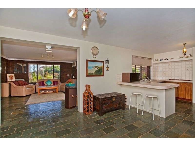 33 Richardson Arcade, Winthrop WA 6150