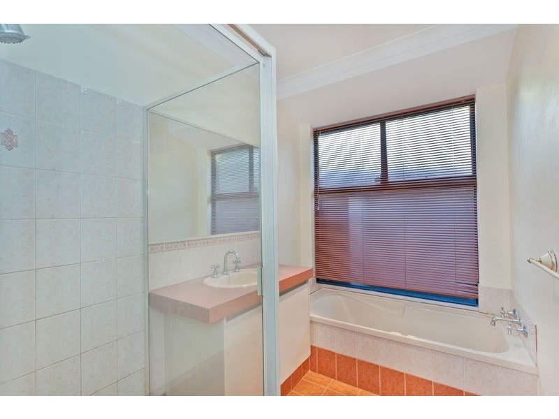 1 Woodspring Trail, Canning Vale WA 6155