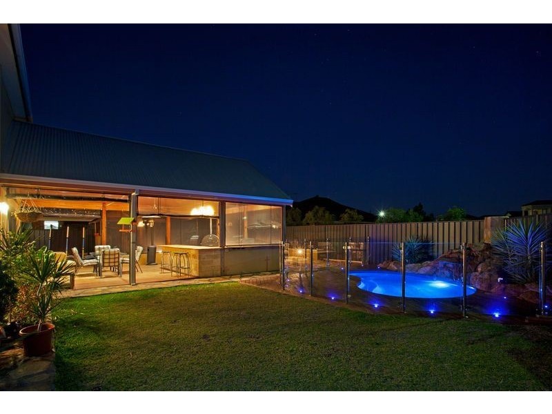 5 Dunbar Way, Canning Vale WA 6155