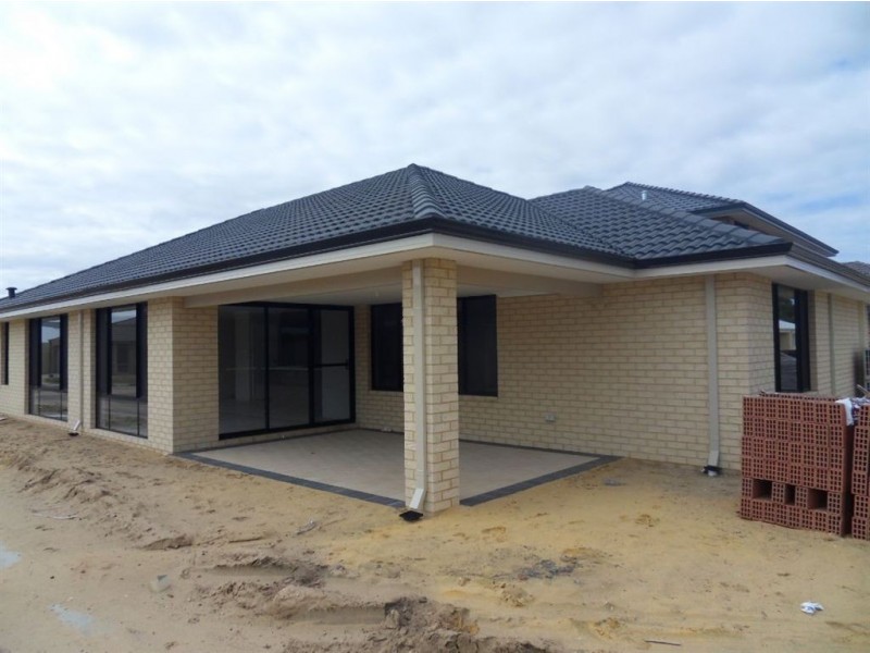 38 St Agnes Green, Southern River WA 6110