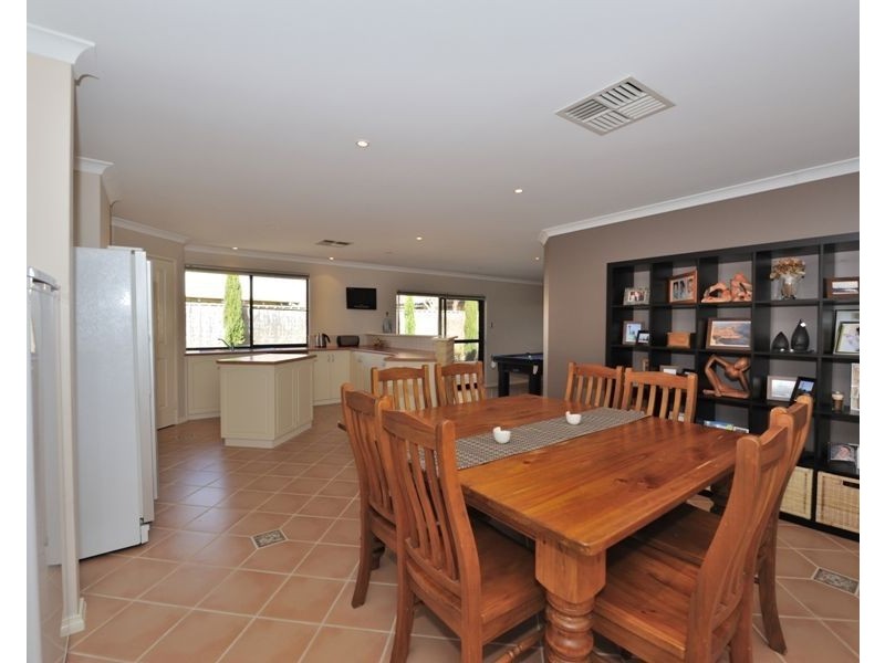 56 Gundaring Turn, Canning Vale WA 6155