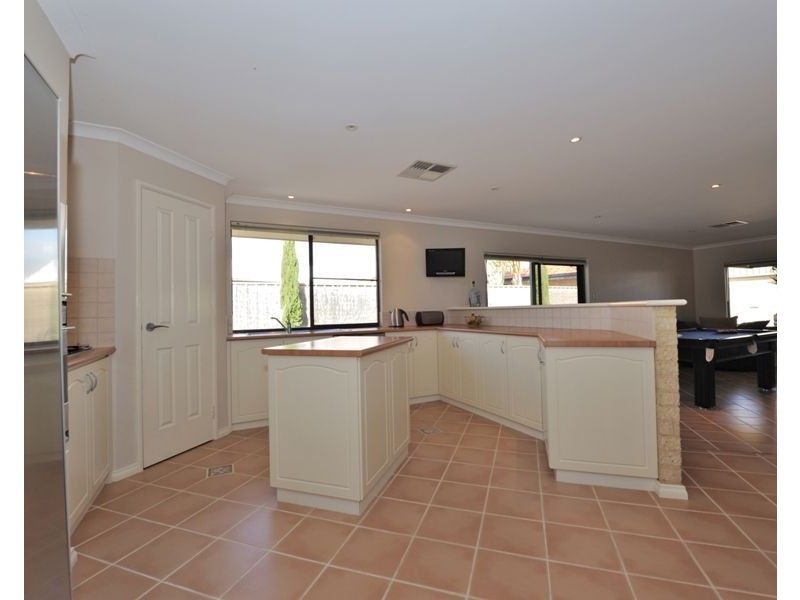 56 Gundaring Turn, Canning Vale WA 6155