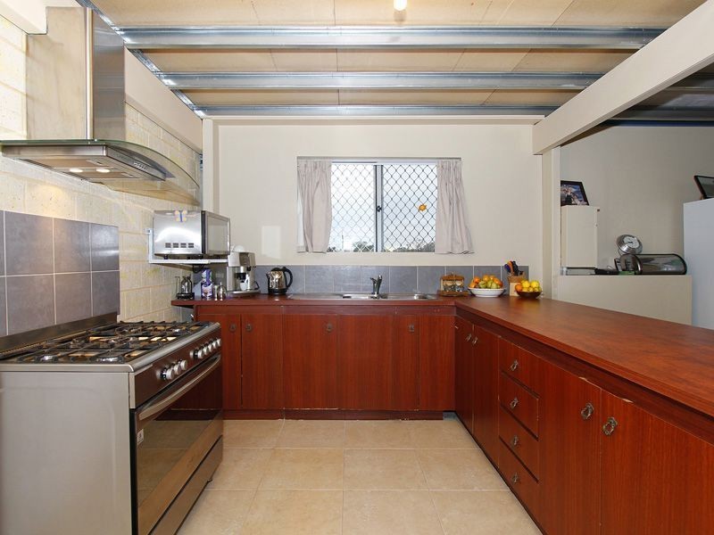 450 Rowley Road, Wandi WA 6167