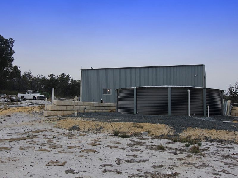 450 Rowley Road, Wandi WA 6167
