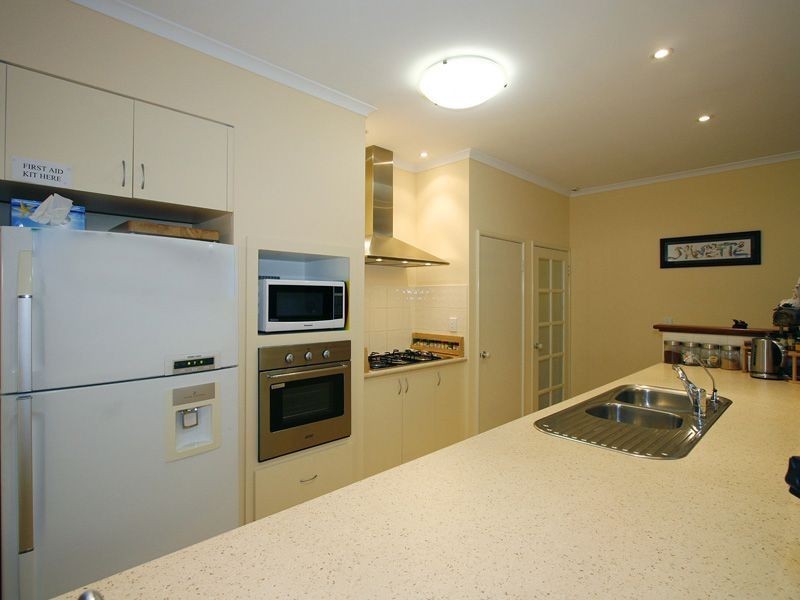 21 Koomba Rise, Bertram WA 6167