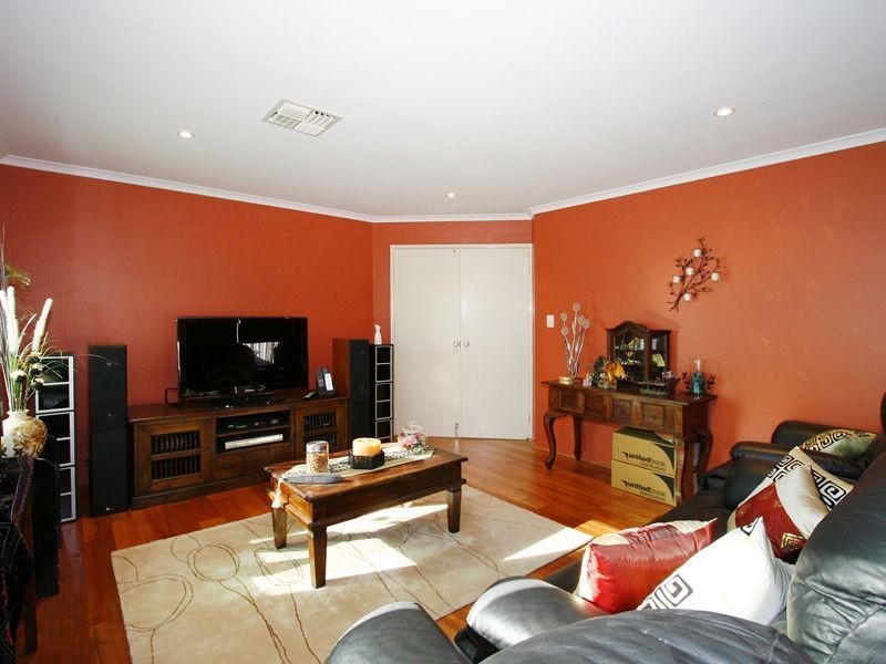 21 Koomba Rise, Bertram WA 6167