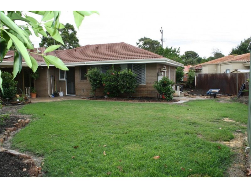 25 Pinetree Gully Road, Willetton WA 6155