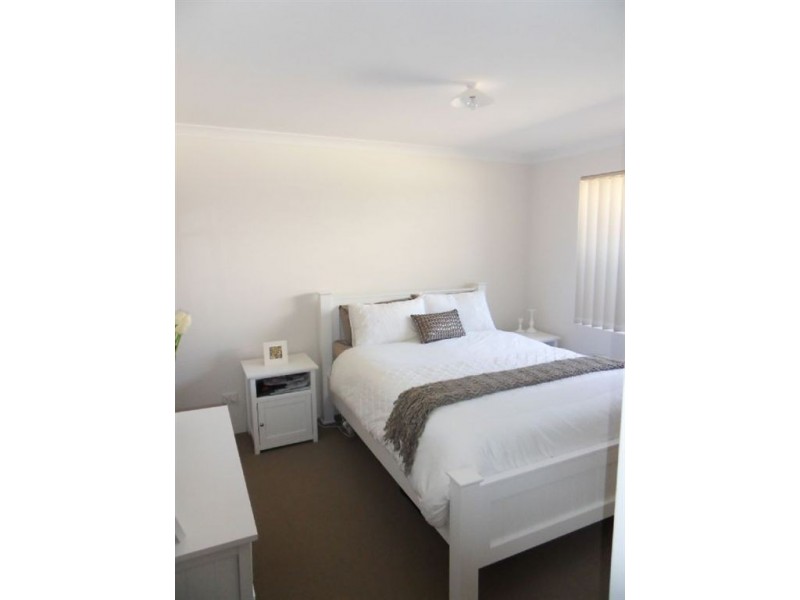 66a Amherst Road, Canning Vale WA 6155