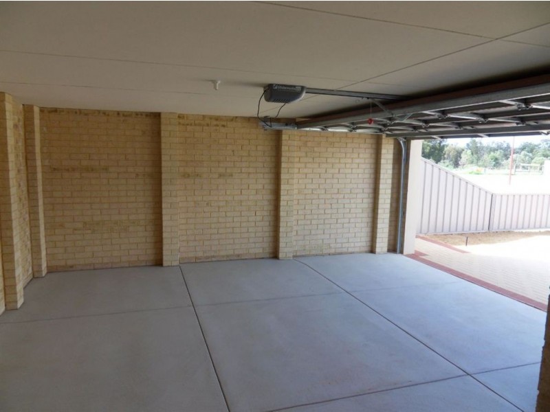 14 Gallinule Loop, Southern River WA 6110