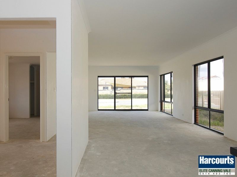 273 Campbell Road, Canning Vale WA 6155