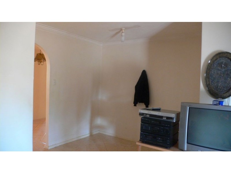 8 Cortis Way, Langford WA 6147