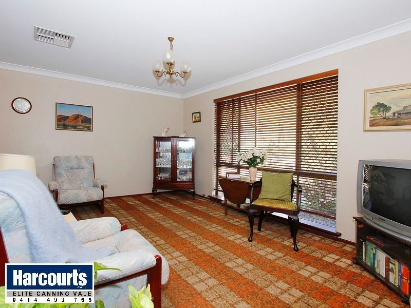 111 Vellgrove Ave, Parkwood WA 6147