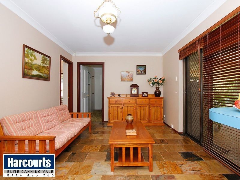 111 Vellgrove Ave, Parkwood WA 6147