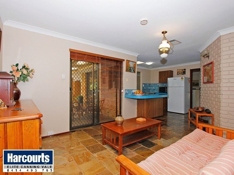 111 Vellgrove Ave, Parkwood WA 6147