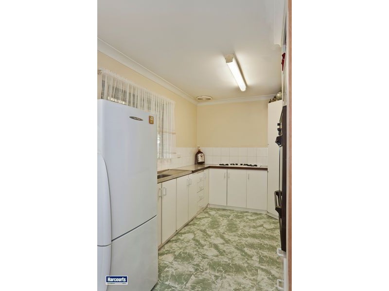 9 Oakajee Crt, Gosnells WA 6110