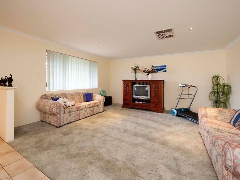156 Southacre Drive, Canning Vale WA 6155