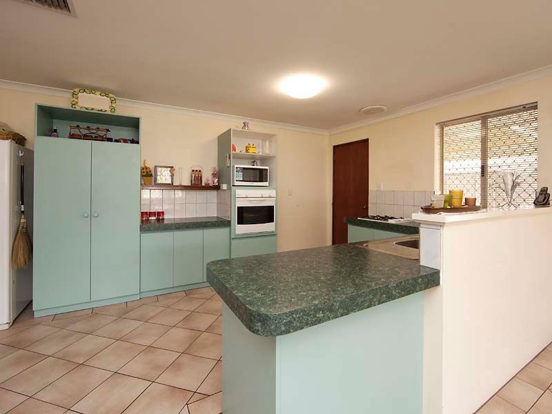 156 Southacre Drive, Canning Vale WA 6155