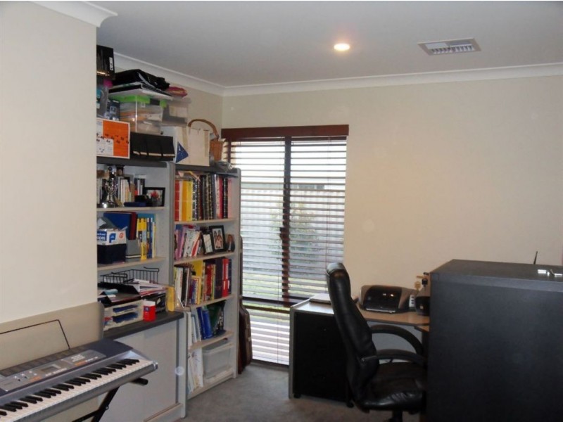 4 The Grandstand, Harrisdale WA 6112