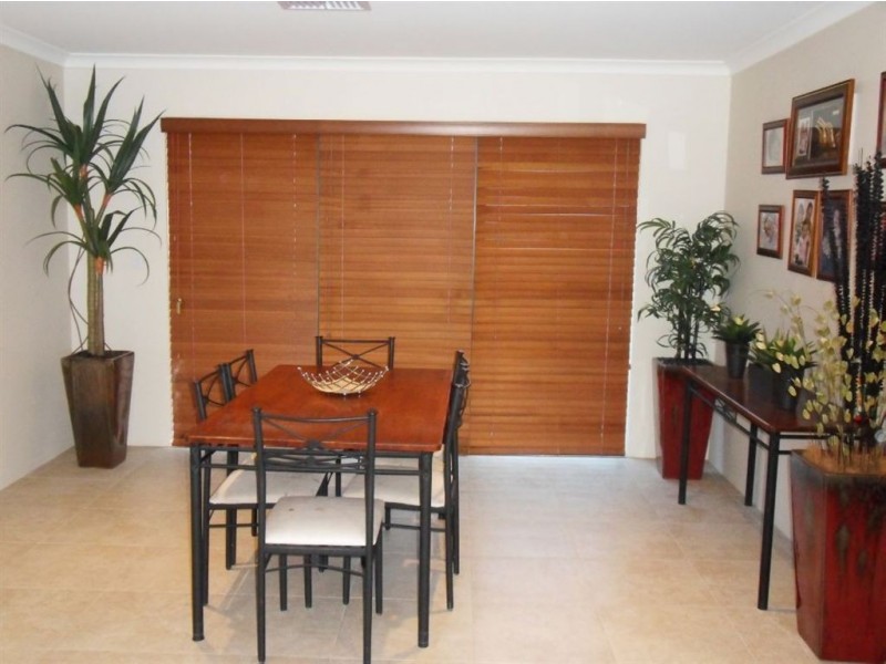 4 The Grandstand, Harrisdale WA 6112