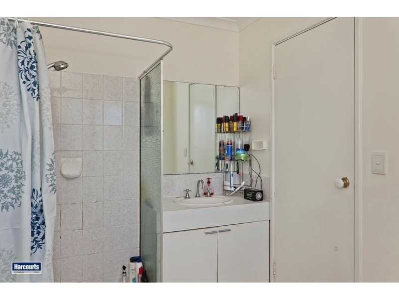 15 Rangeview Court, Maddington WA 6109