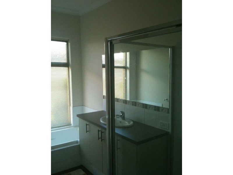 146 Fraser Road, Canning Vale WA 6155