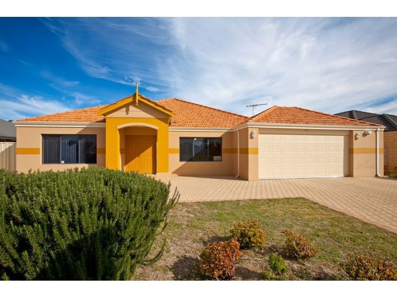 52 Ashmore Avenue, Canning Vale WA 6155