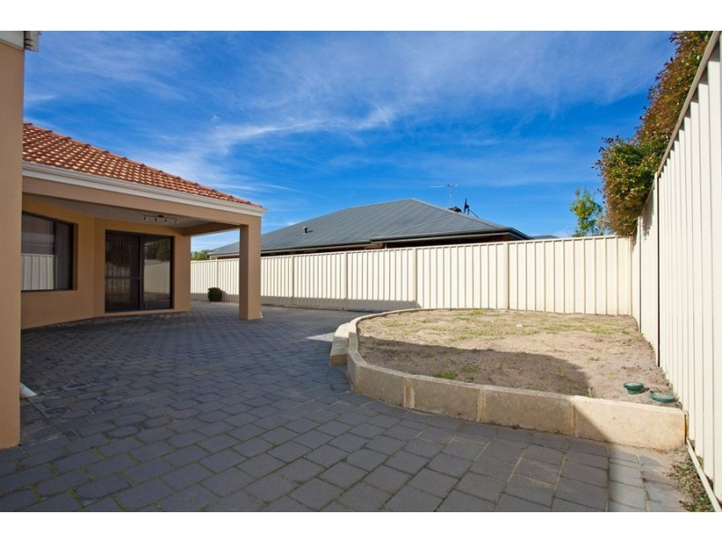 52 Ashmore Avenue, Canning Vale WA 6155
