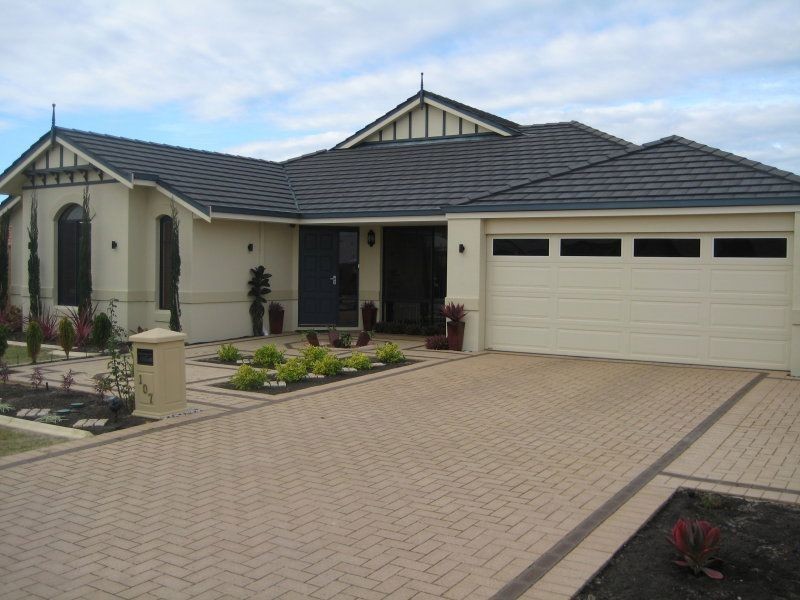 107 Aurora Drive, Atwell WA 6164